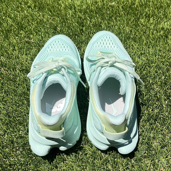 NWT HOKA KAWANA 2 Sneakers - Picture 5 of 8